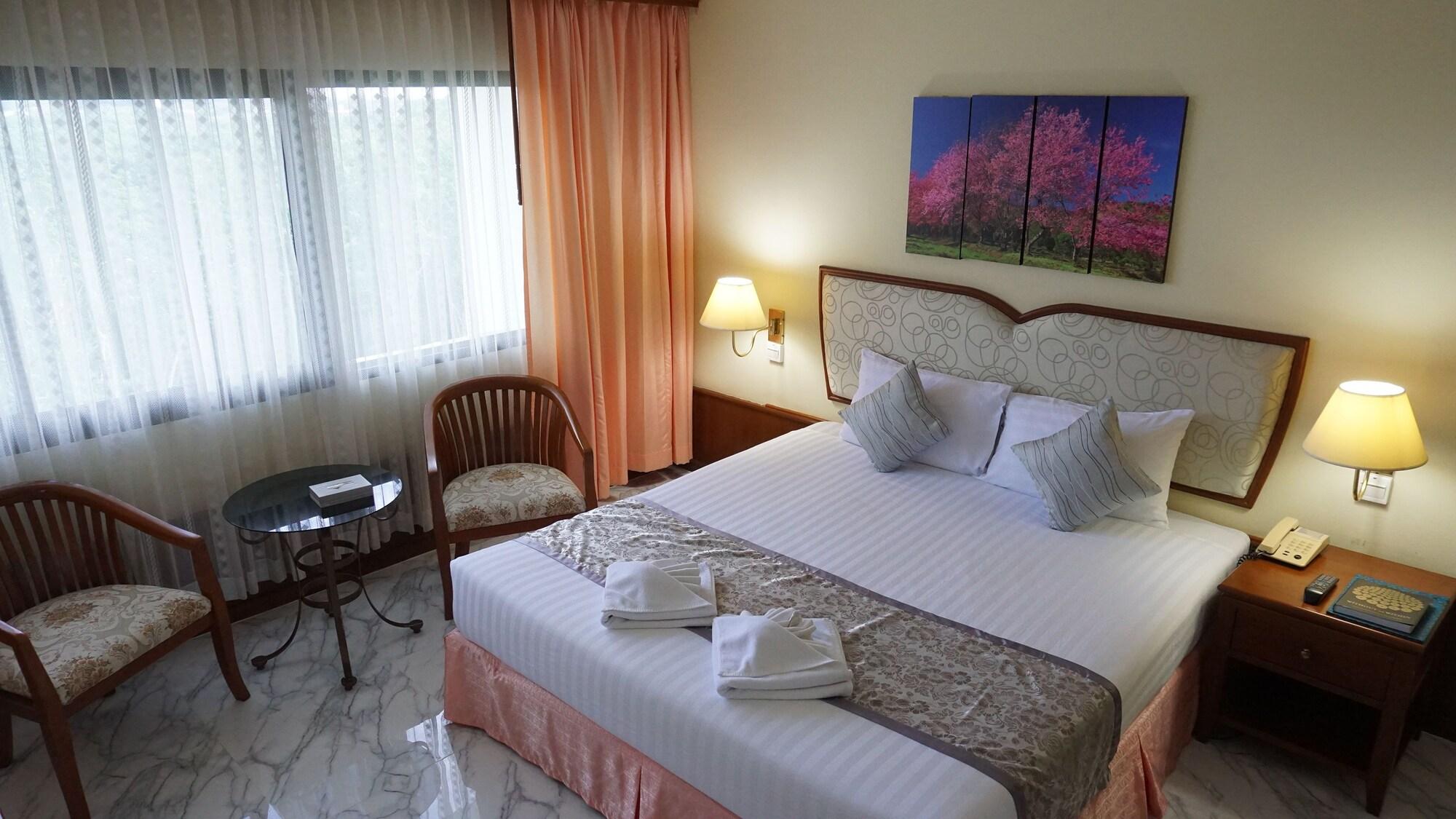 Wattana Park Hotel Trang Exteriör bild