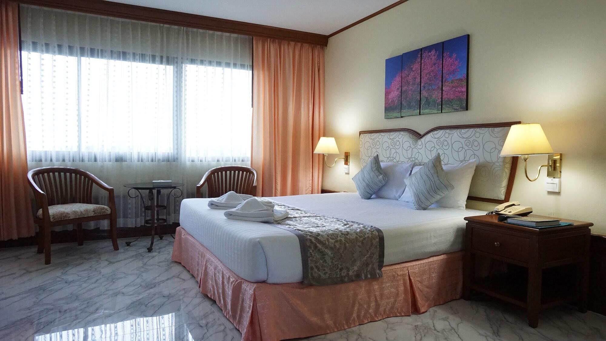 Wattana Park Hotel Trang Exteriör bild