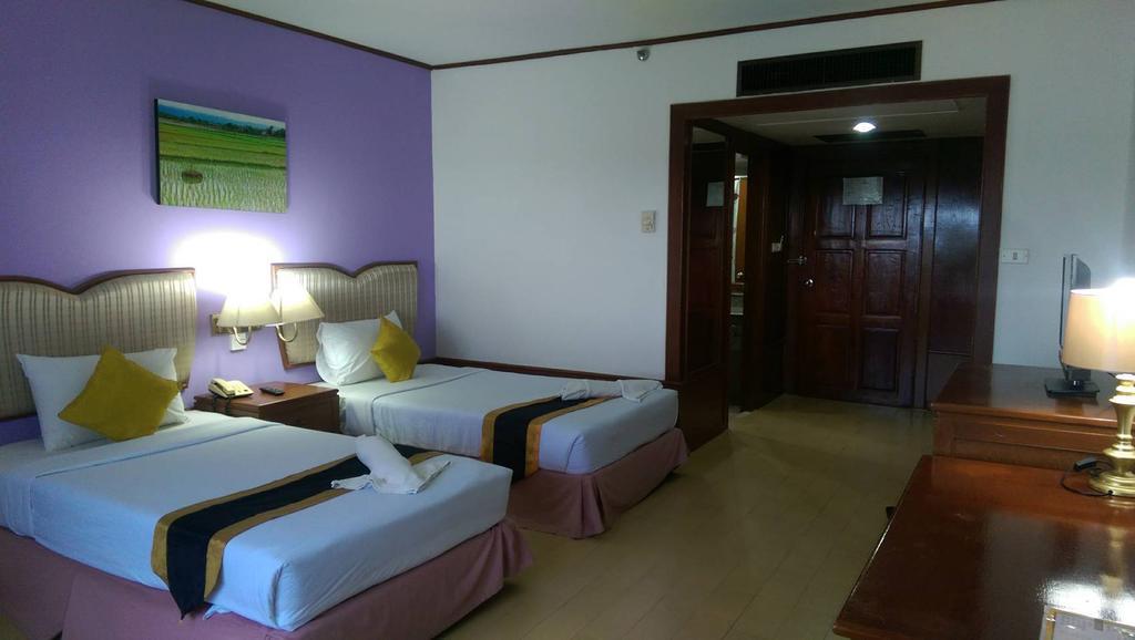 Wattana Park Hotel Trang Exteriör bild