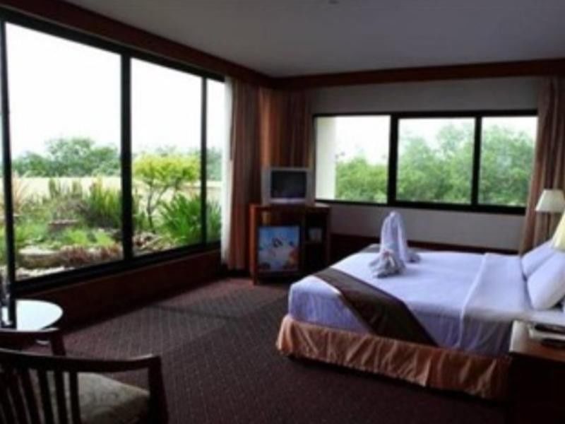 Wattana Park Hotel Trang Exteriör bild