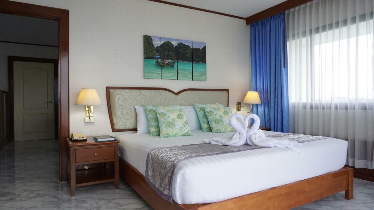 Wattana Park Hotel Trang Exteriör bild